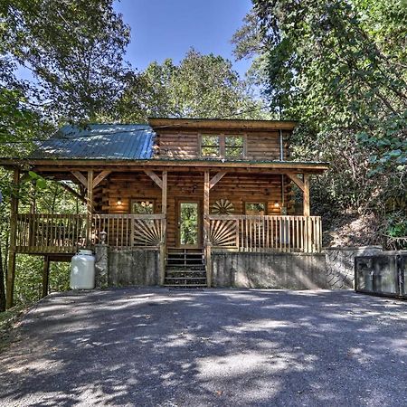 Cabin With Hot Tub And Deck, 3 Mi To Pigeon Forge Сев'єрвілл Екстер'єр фото