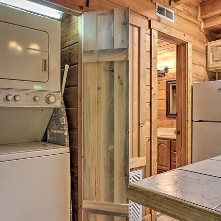 Cabin With Hot Tub And Deck, 3 Mi To Pigeon Forge Сев'єрвілл Екстер'єр фото