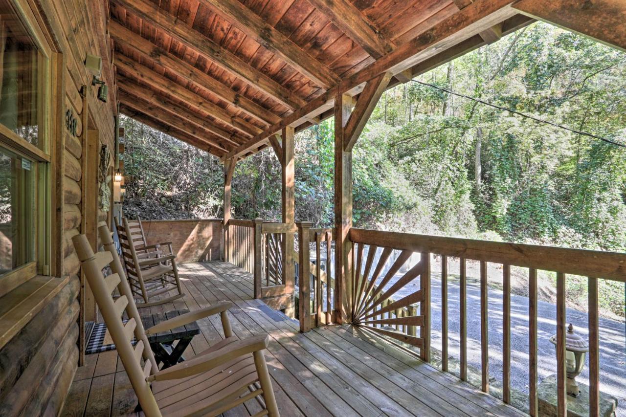 Cabin With Hot Tub And Deck, 3 Mi To Pigeon Forge Сев'єрвілл Екстер'єр фото