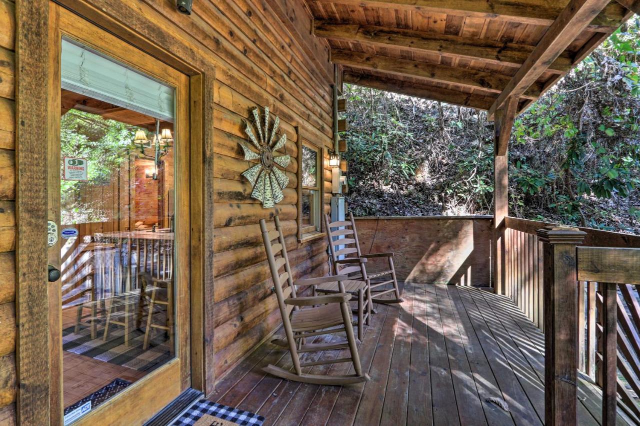 Cabin With Hot Tub And Deck, 3 Mi To Pigeon Forge Сев'єрвілл Екстер'єр фото