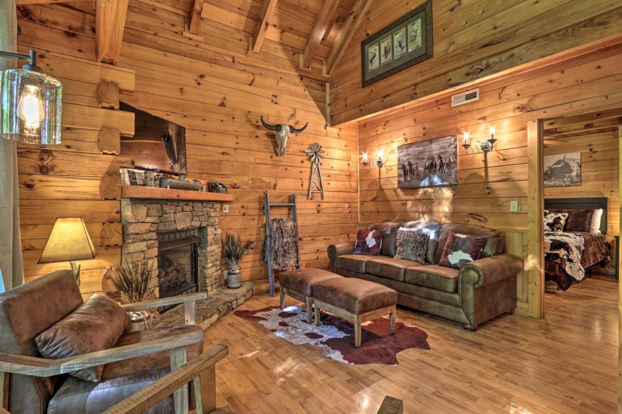 Cabin With Hot Tub And Deck, 3 Mi To Pigeon Forge Сев'єрвілл Екстер'єр фото
